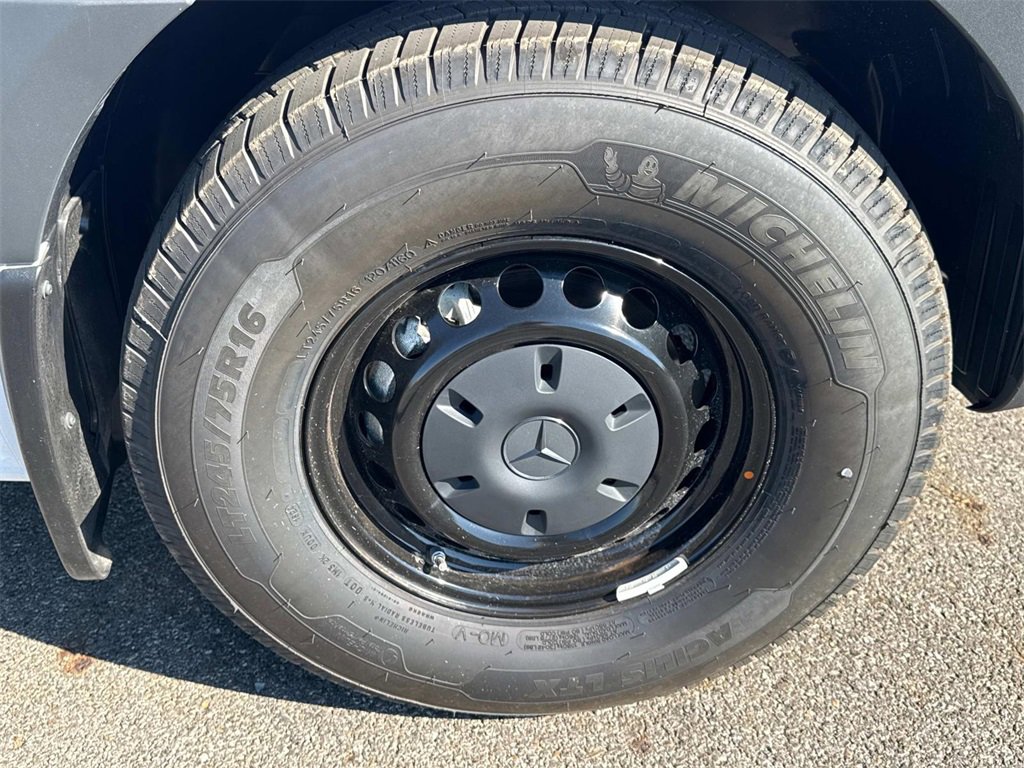 New 2025 Mercedes-Benz Sprinter 2500 image 8