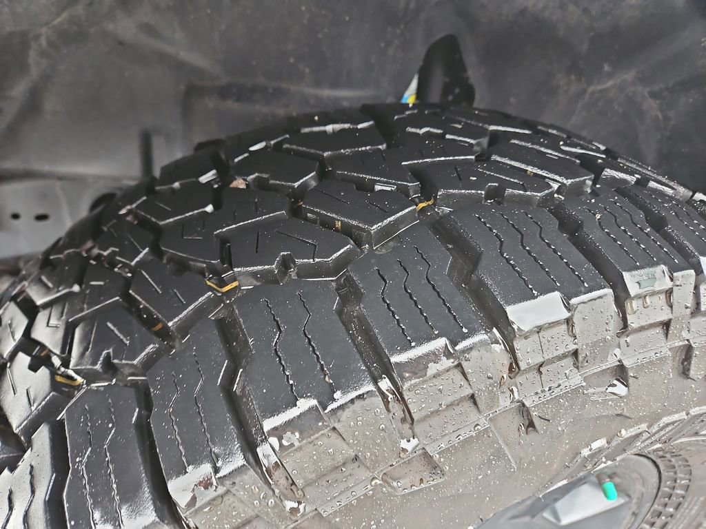 Used 2022 Jeep Gladiator Sport image 28