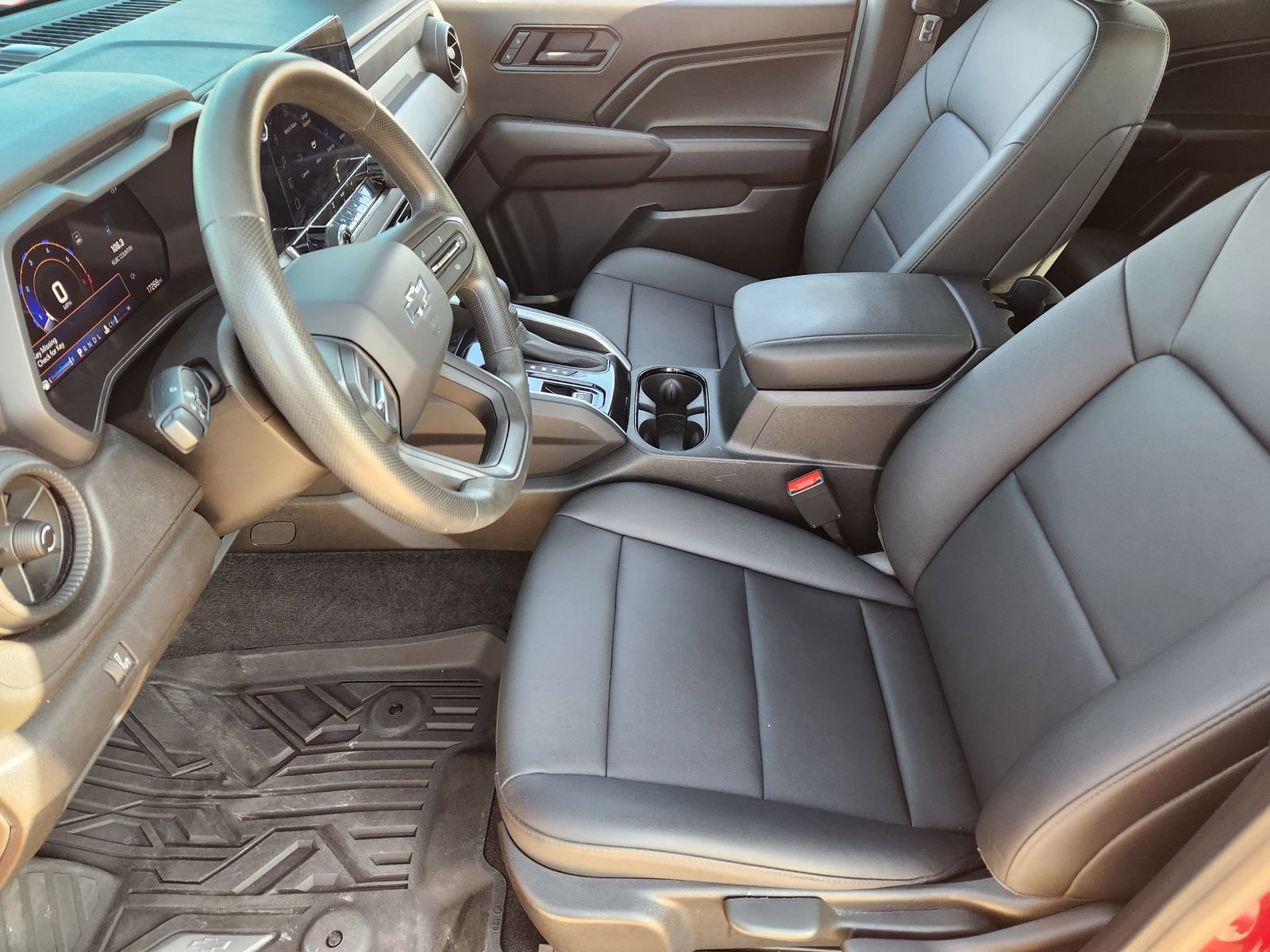 Used 2024 Chevrolet Colorado Trail Boss w/ Advanced Trailering Package image 17