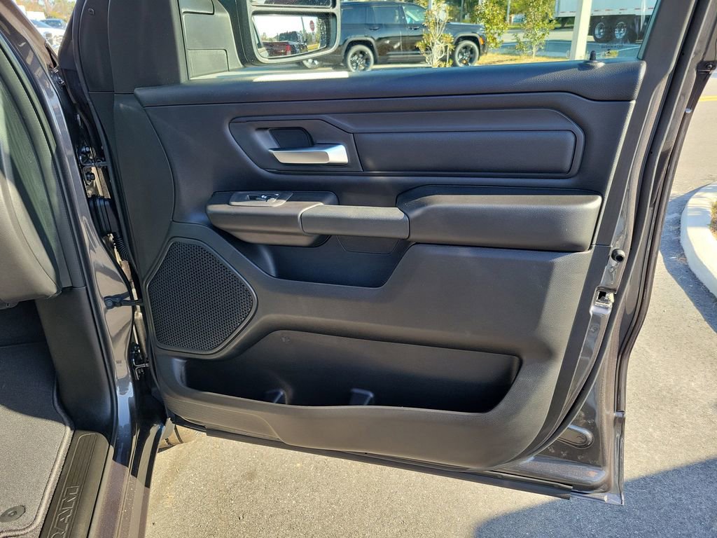 New 2026 RAM 1500 Express AWD/4WD image 33