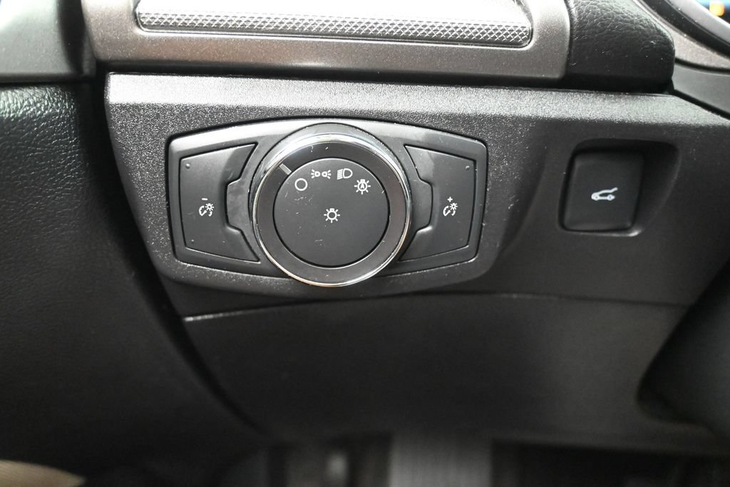 Used 2018 Ford Fusion S FWD image 18