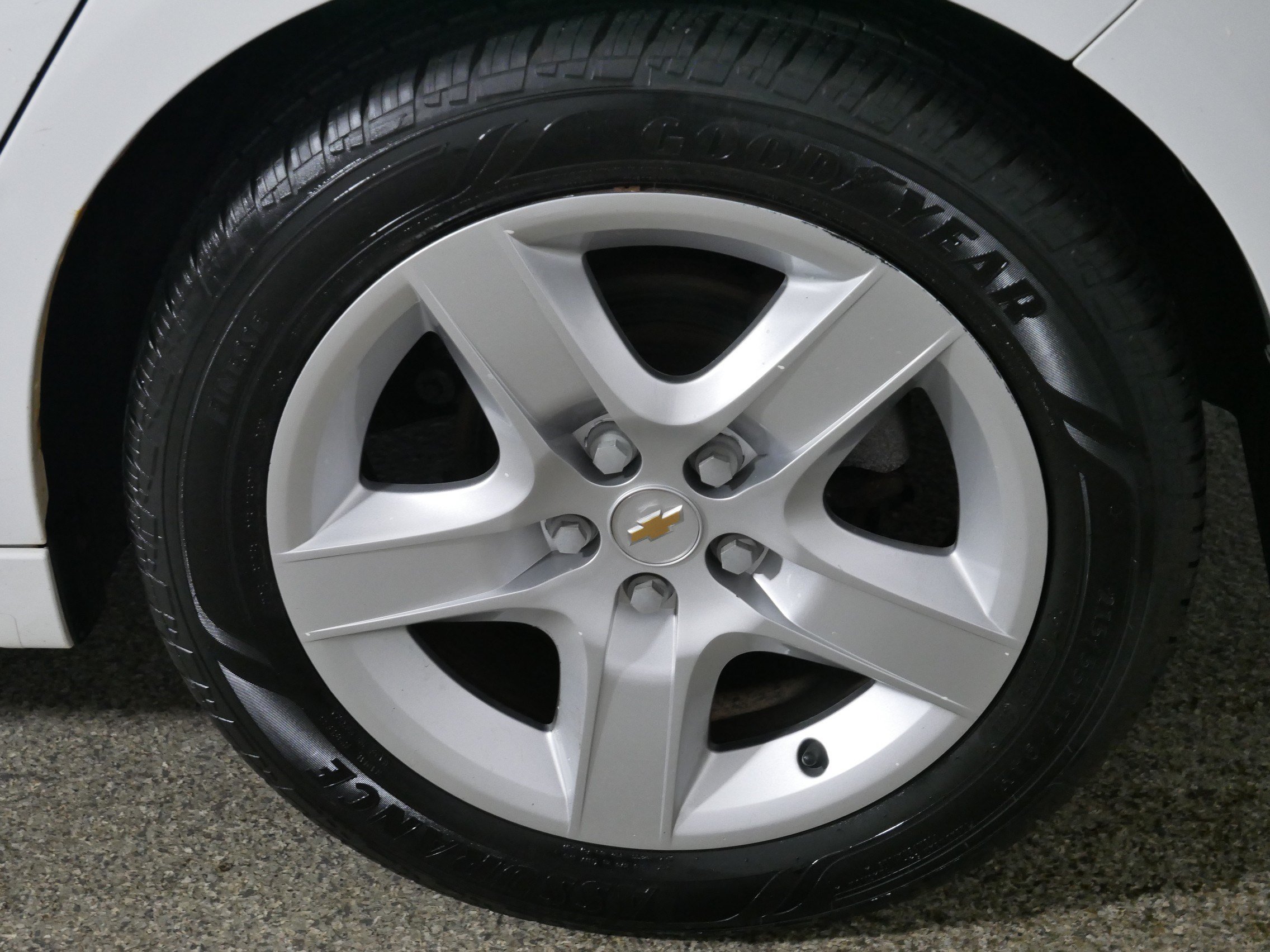 Used 2011 Chevrolet Malibu LS FWD image 15