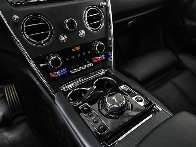 Used 2020 Rolls-Royce Cullinan AWD/4WD image 13