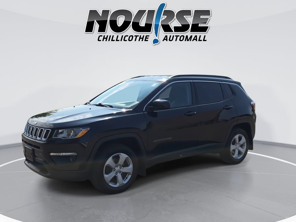 Used 2018 Jeep Compass Latitude w/ Popular Equipment Group AWD/4WD image 4