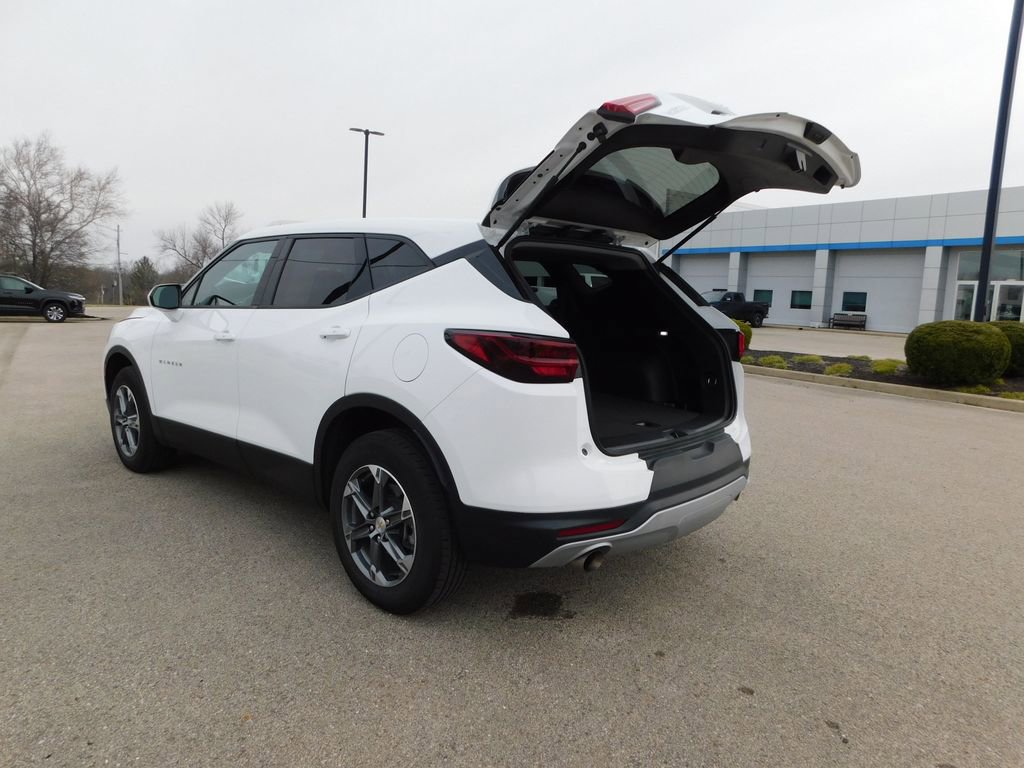 Used 2025 Chevrolet Blazer LT image 21