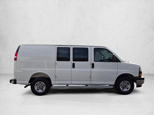 Used 2025 GMC Savana 2500 w/ Driver Convenience Package RWD image 5