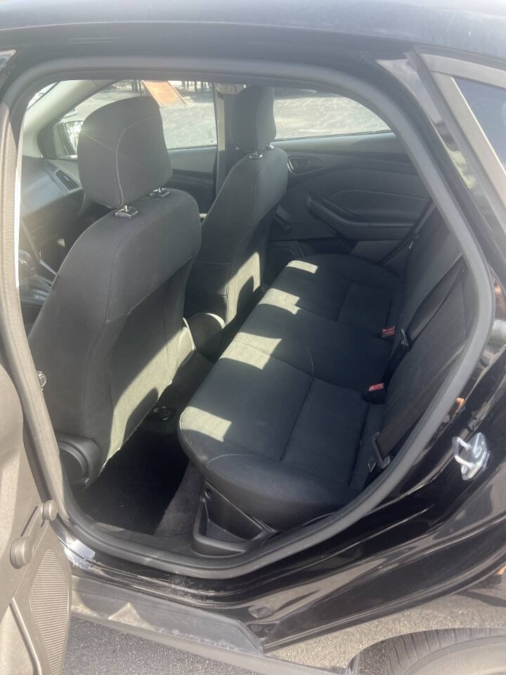Used 2018 Ford Focus S FWD image 5