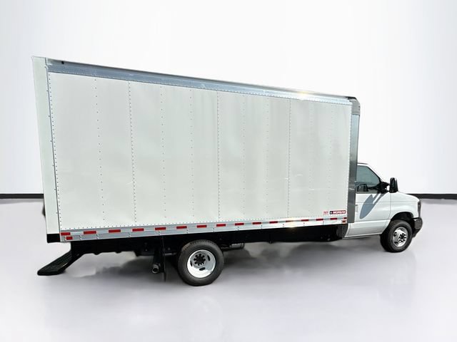New 2027 Ford E-450 and Econoline 450 Super Duty w/ Driver's Safety Package RWD image 24