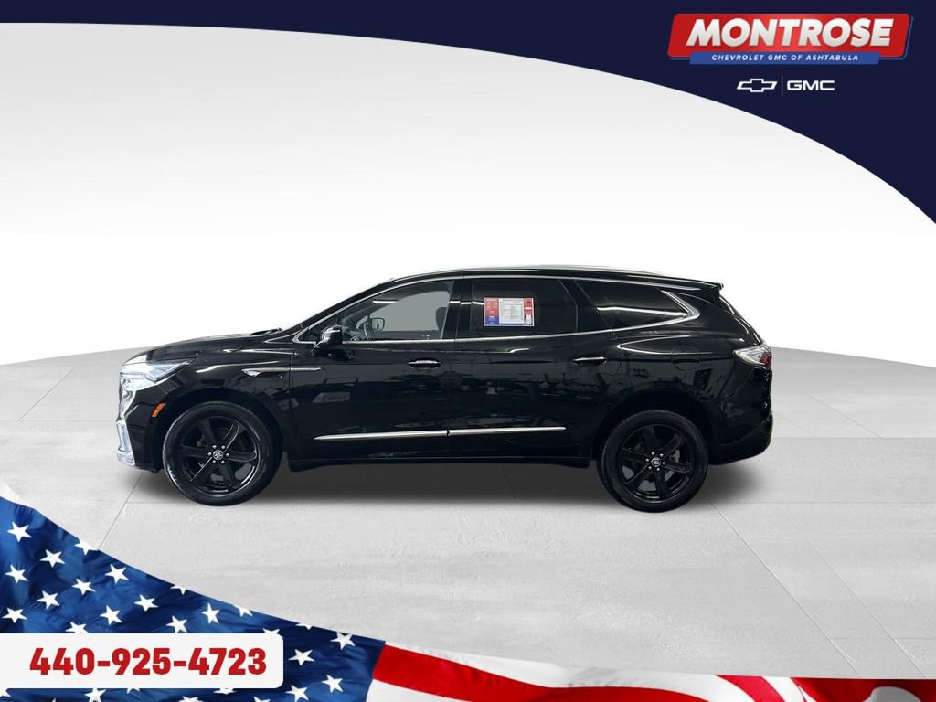 Used 2023 Buick Enclave Essence w/ Sport Touring Edition image 2