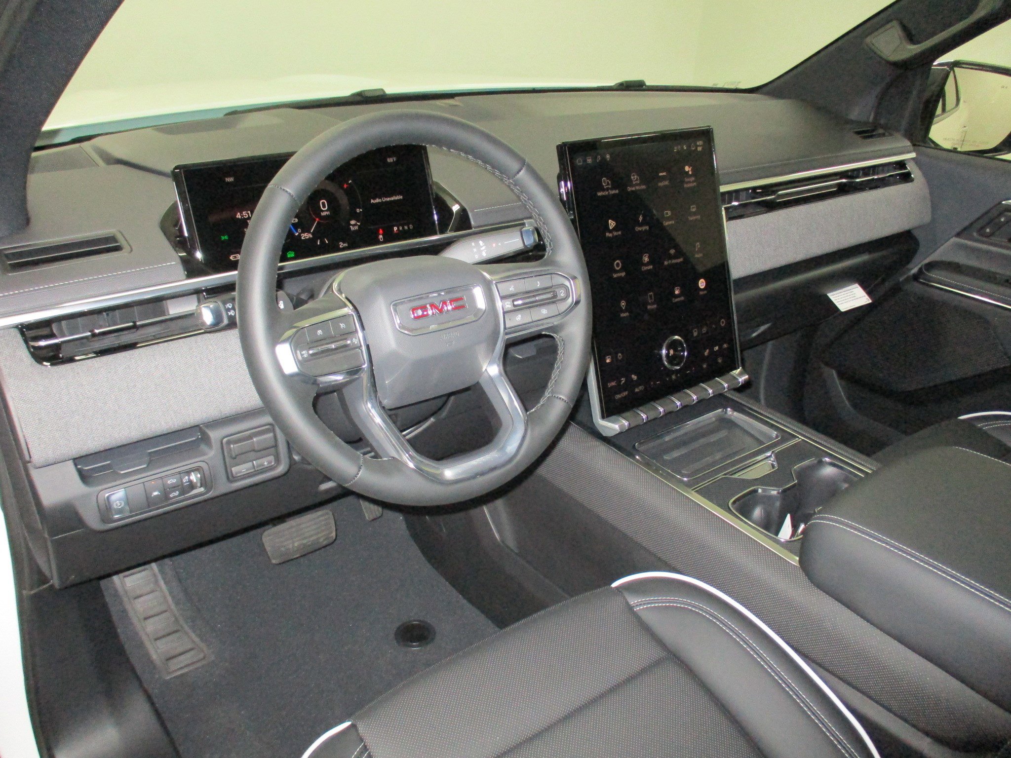 New 2026 GMC Sierra EV Elevation image 18