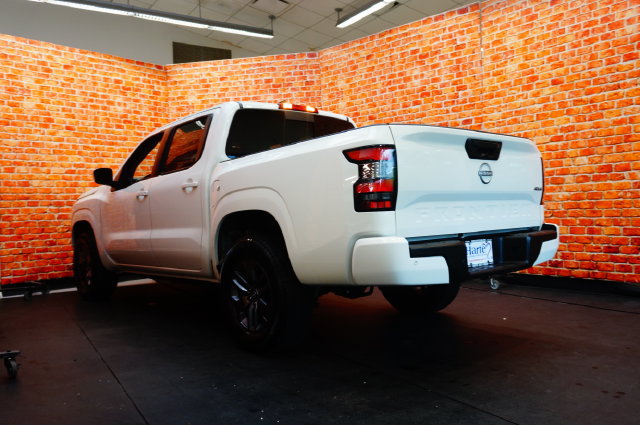 Certified 2026 Nissan Frontier SV AWD/4WD image 8