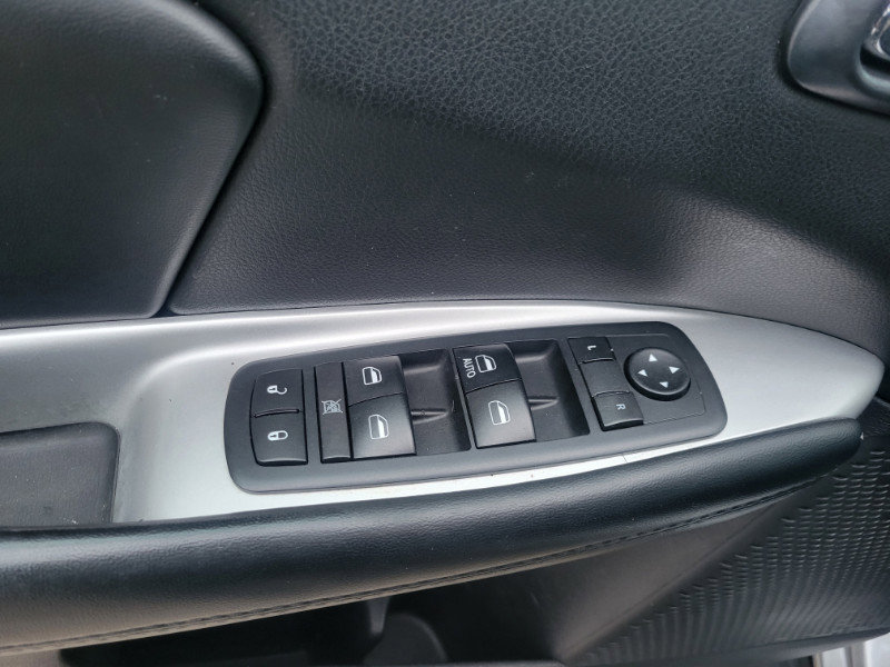 Used 2017 Dodge Journey SXT w/ Safe & Sound Group image 17