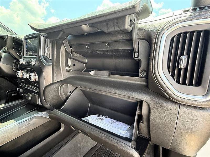 Used 2023 GMC Sierra 2500 AT4 w/ AT4 Premium Plus Package AWD/4WD image 27