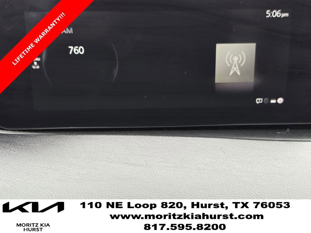 Used 2024 MAZDA MAZDA3 s image 8