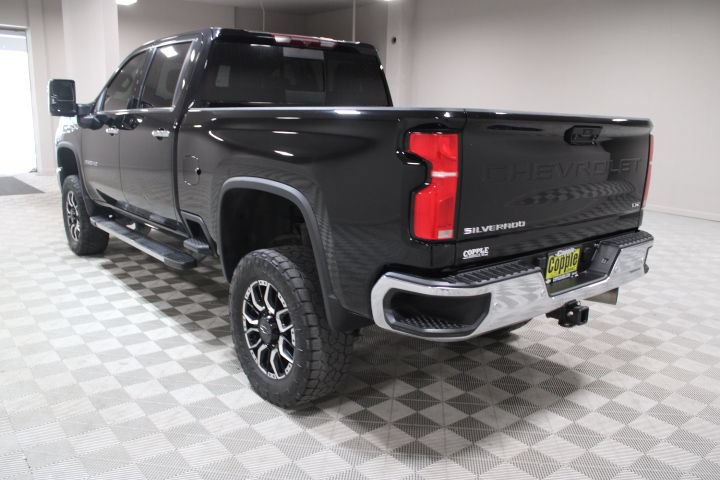 Used 2024 Chevrolet Silverado 2500 LTZ w/ LTZ Convenience Package AWD/4WD image 10
