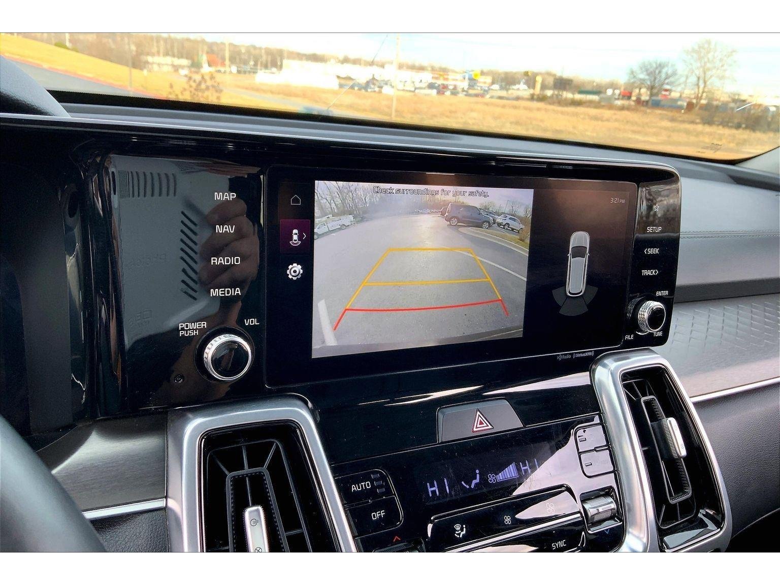 Used 2023 Kia Sorento SX image 19