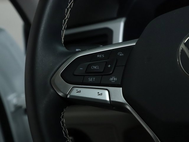 Used 2023 Volkswagen Atlas SE image 23