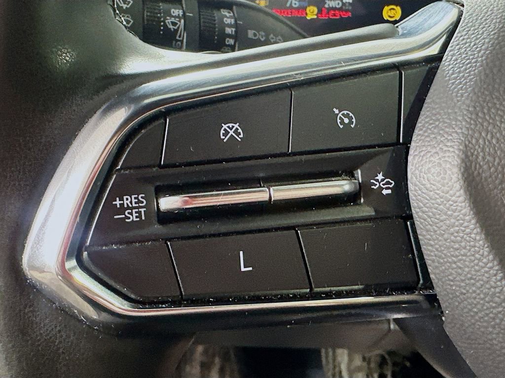 Used 2025 Chevrolet Equinox LT w/ Convenience Package II image 22