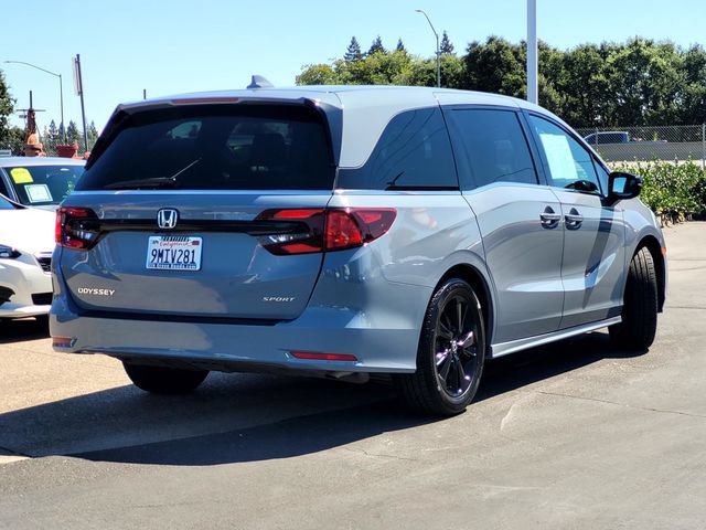 Used 2024 Honda Odyssey Sport image 4