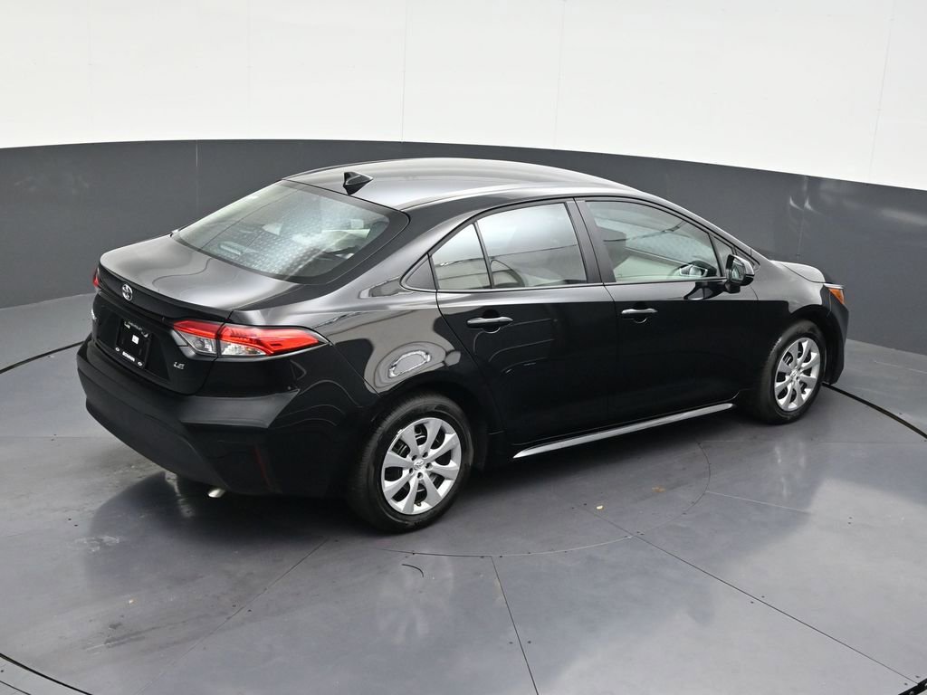 Used 2025 Toyota Corolla LE w/ Convenience Package FWD image 22