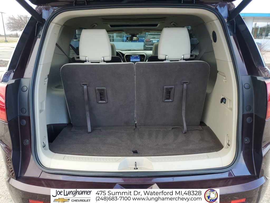 Used 2018 GMC Acadia Denali w/ Technology Package FWD image 29
