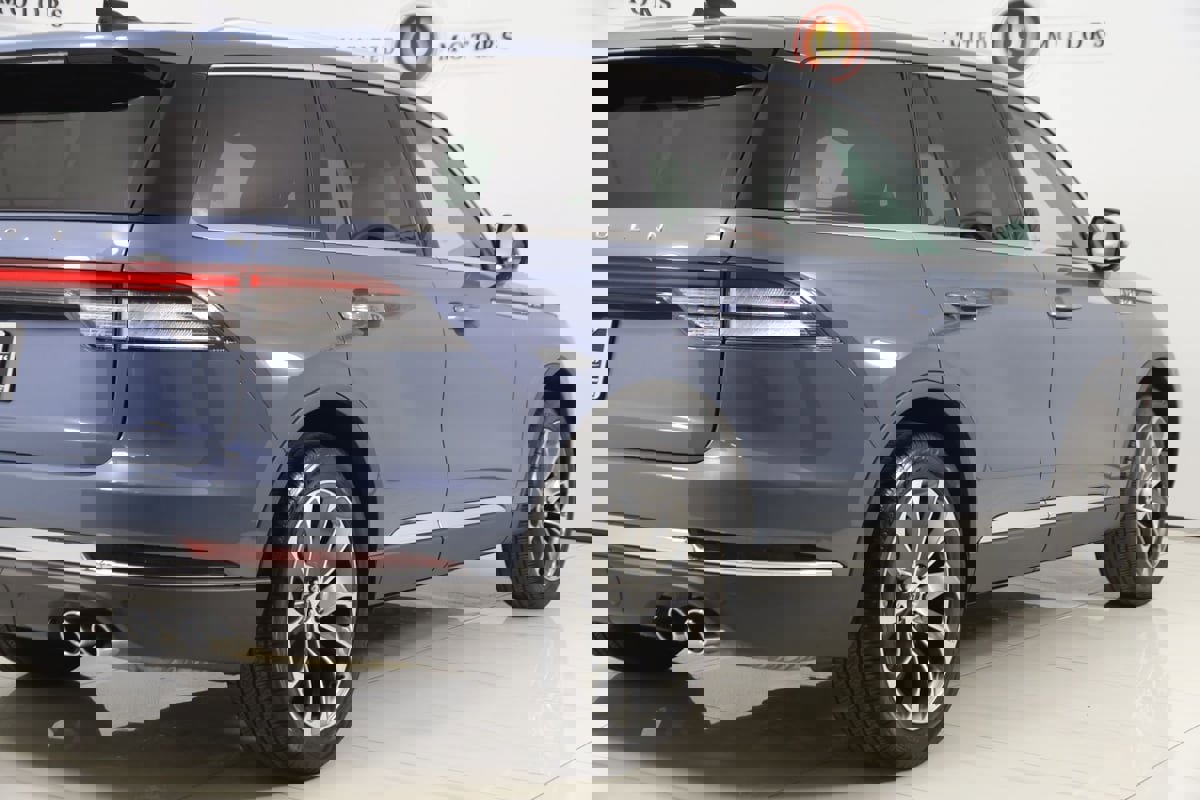 Used 2025 Lincoln Aviator Reserve w/ Illumination Package AWD/4WD image 50