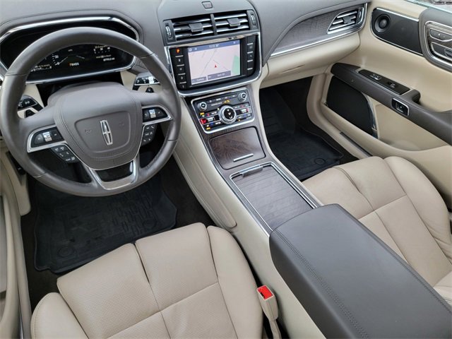 Used 2020 Lincoln Continental w/ Premium Package image 38