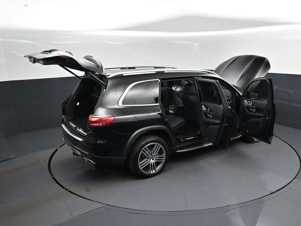 Used 2025 Mercedes-Benz GLS 450 4MATIC image 48