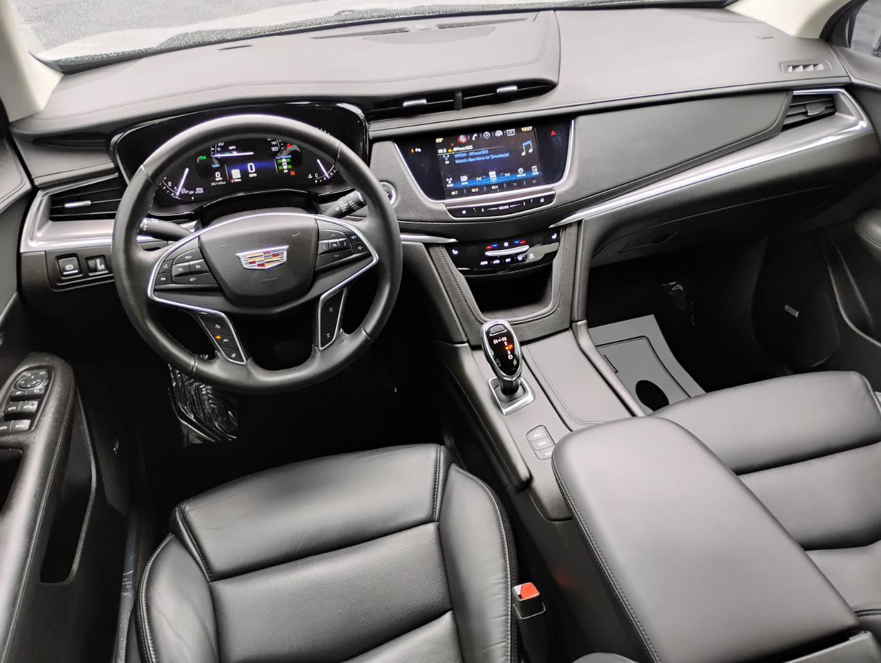 Used 2018 Cadillac XT5 Luxury w/ Driver Awareness Package image 82