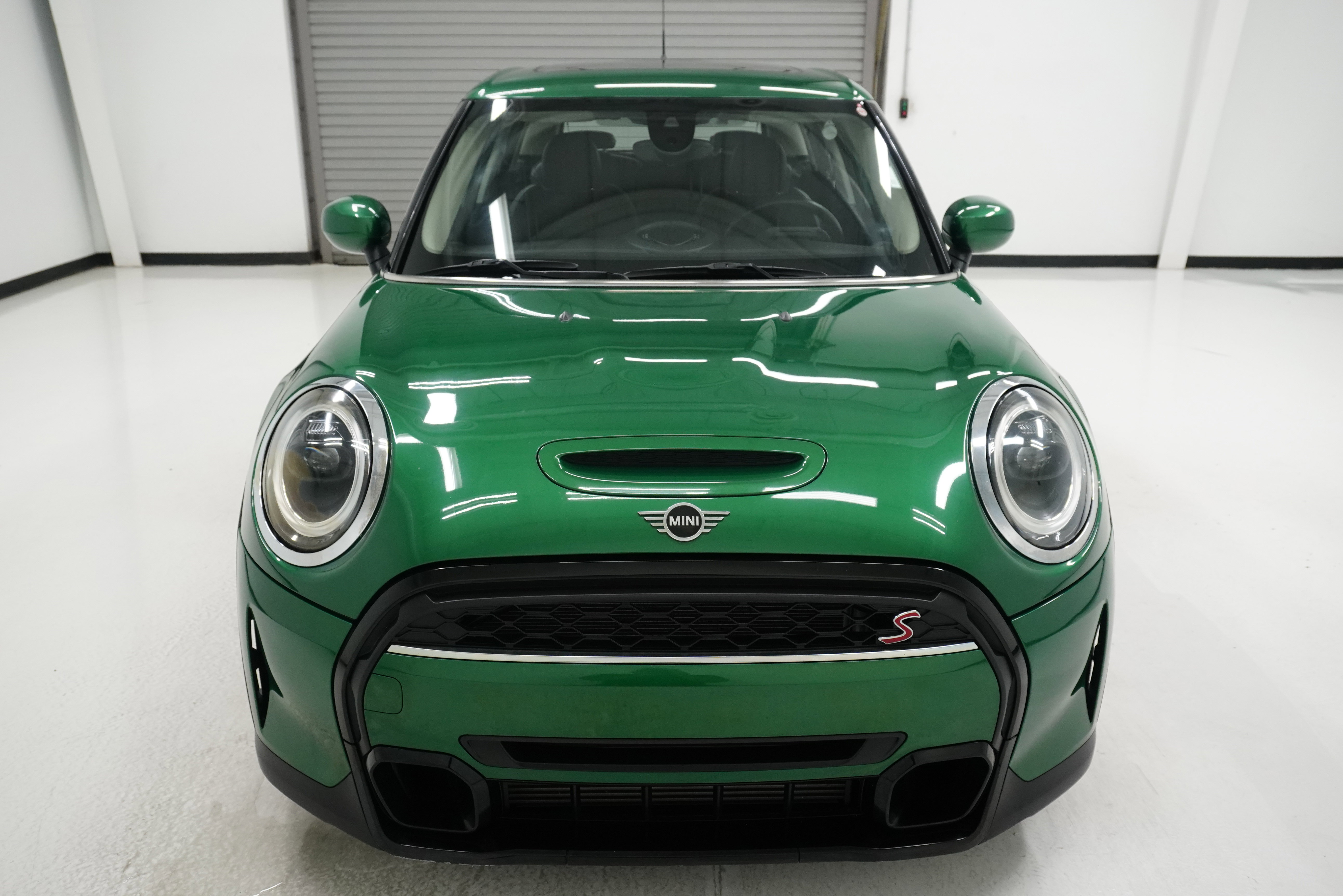Used 2022 MINI Cooper S FWD image 2