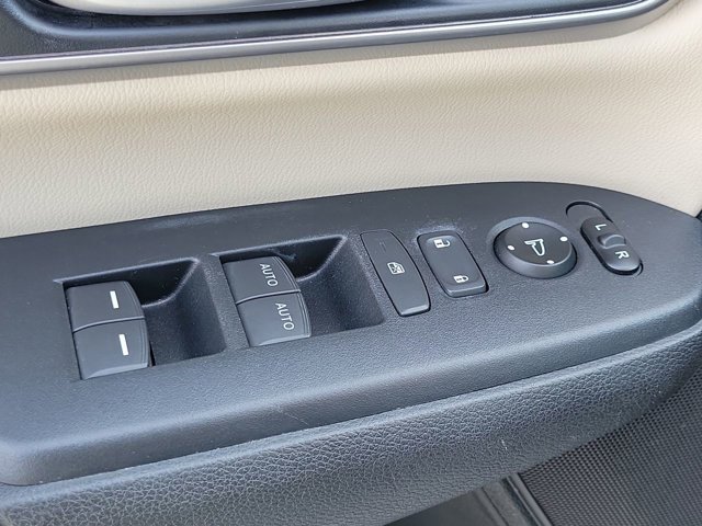 Used 2019 Honda CR-V EX-L image 30