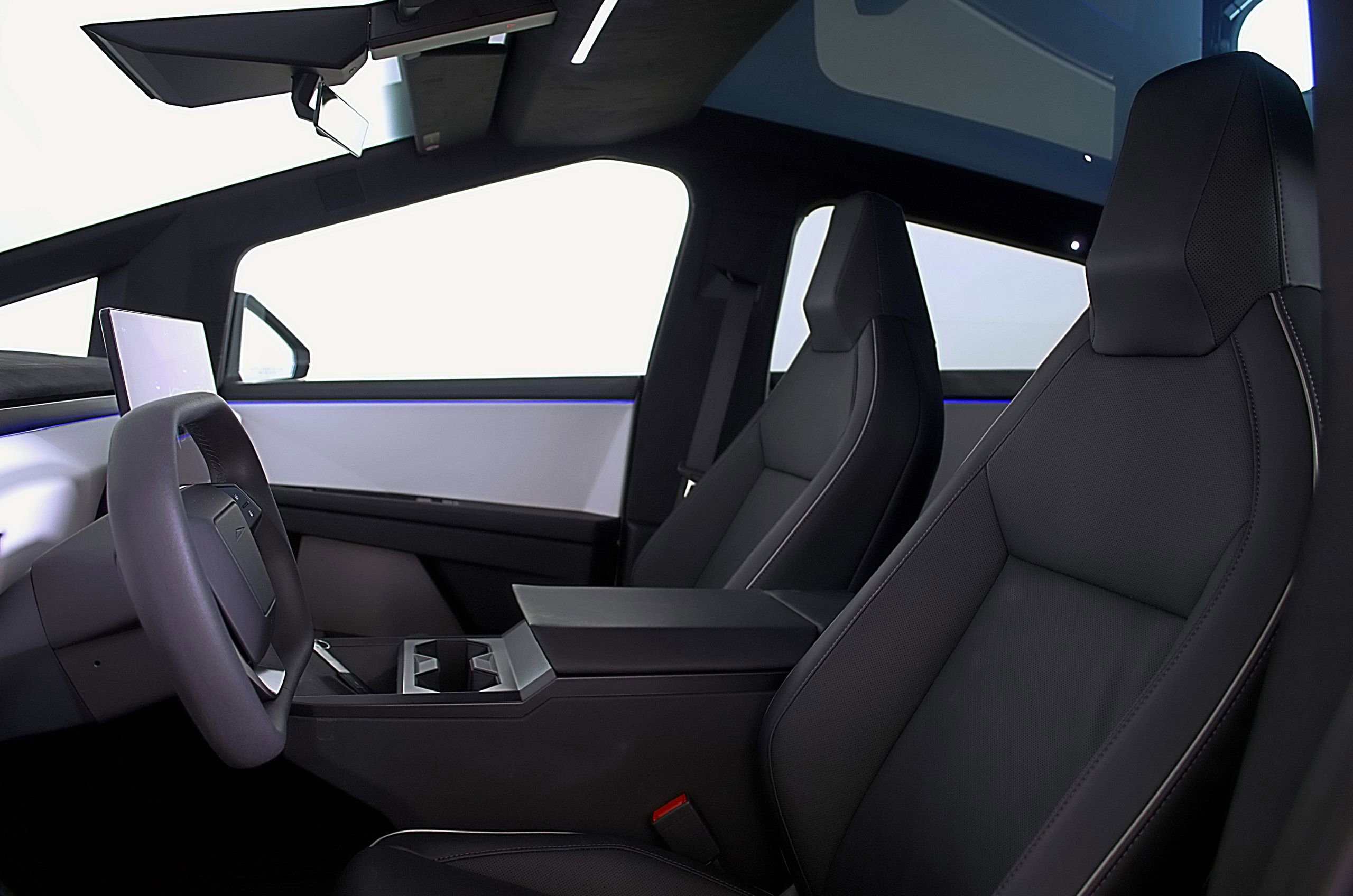 Used 2024 Tesla Cybertruck Cyberbeast image 21