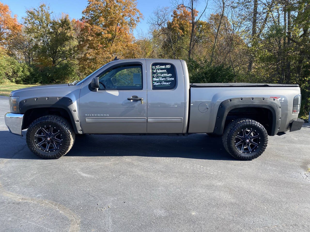 Used 2013 Chevrolet Silverado 1500 LT w/ All-Star Edition AWD/4WD image 2