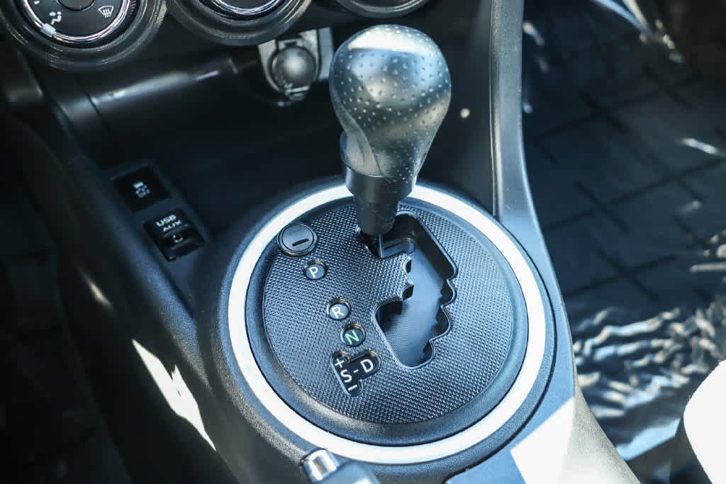 Used 2014 Scion tC FWD image 20