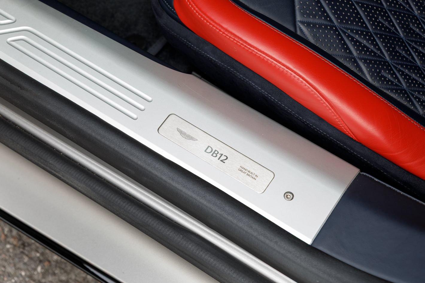 Used 2024 Aston Martin DB12 Coupe RWD image 41