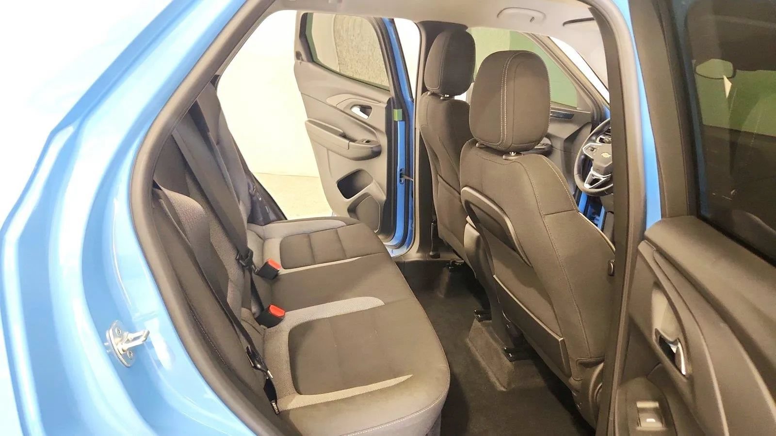 Used 2024 Chevrolet TrailBlazer LT w/ LT Cold Weather Package FWD image 27