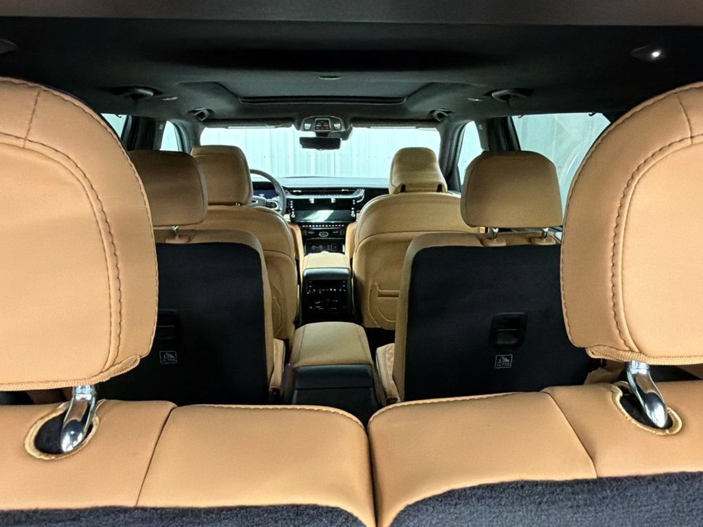 New 2026 Jeep Grand Cherokee L Summit AWD/4WD image 12