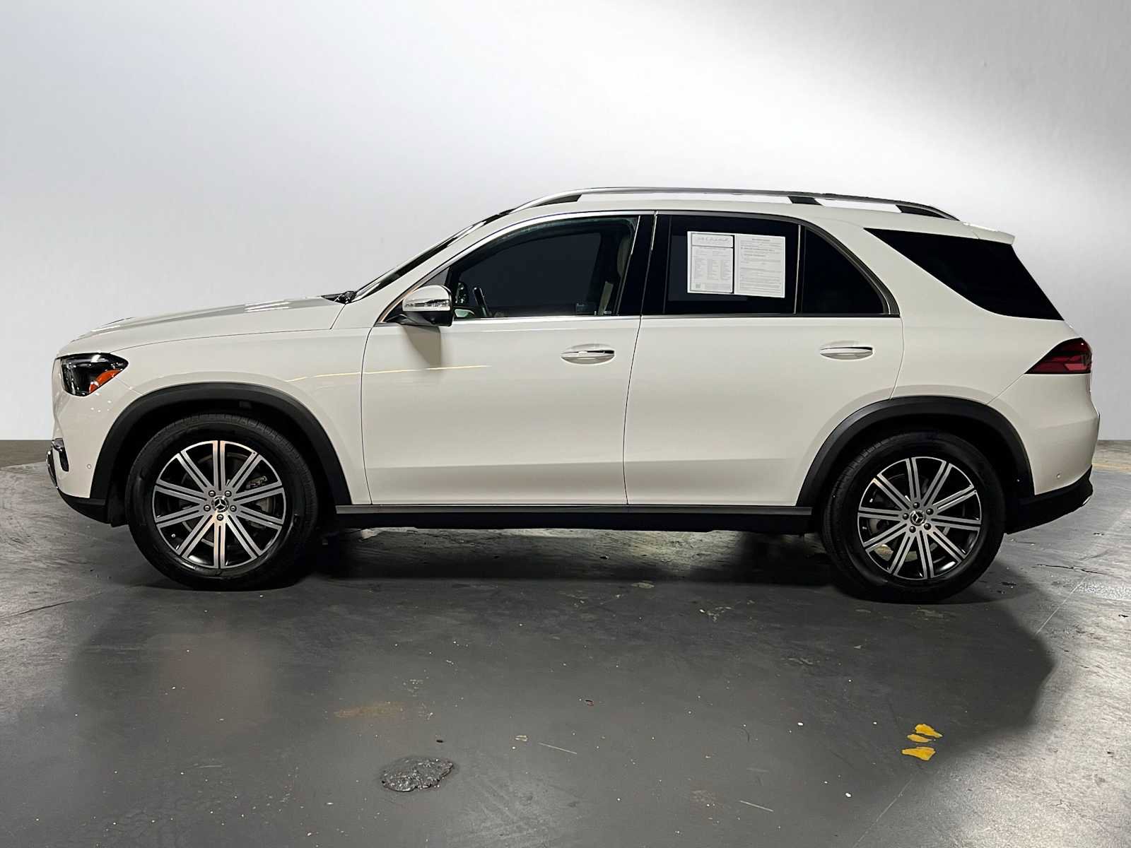 Used 2025 Mercedes-Benz GLE 450 4MATIC image 7