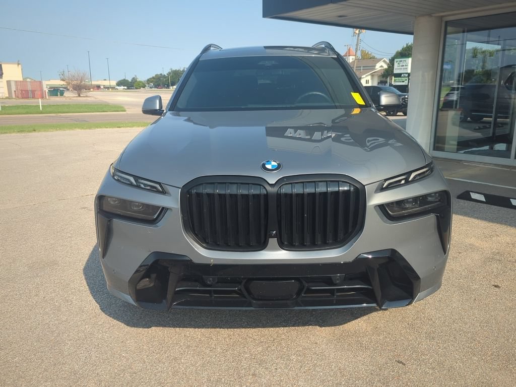 Used 2026 BMW X7 xDrive40i w/ Executive Package AWD/4WD image 2