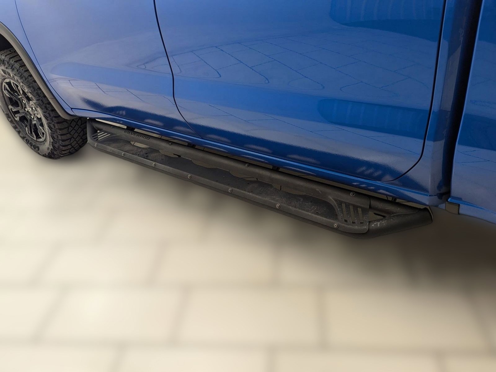 Used 2023 Chevrolet Silverado 1500 ZR2 w/ Technology Package image 44