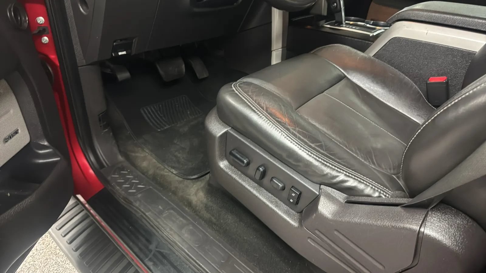 Used 2011 Ford F150 FX4 w/ FX Luxury Pkg AWD/4WD image 24