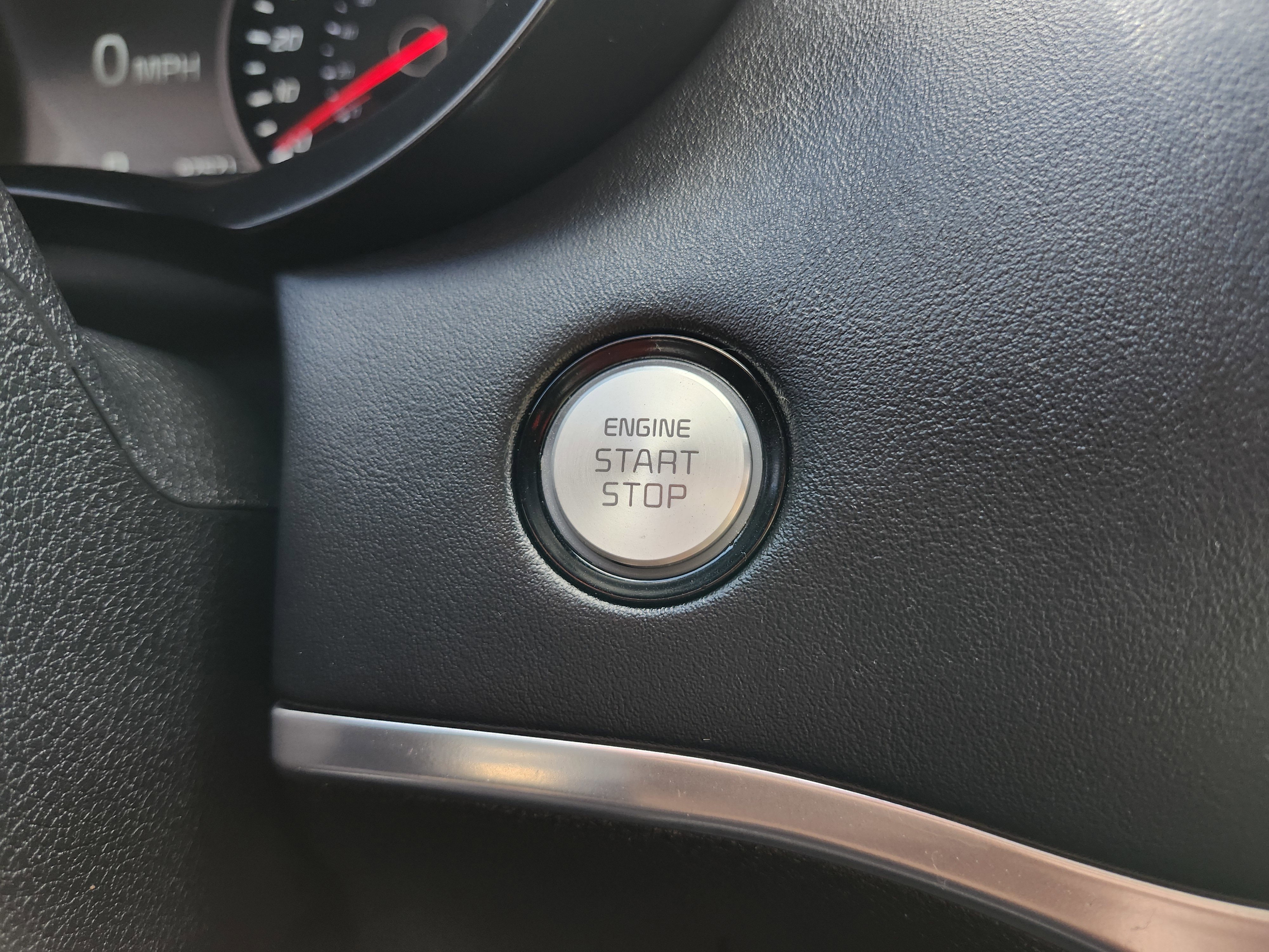 Used 2018 Kia Stinger GT2 AWD/4WD image 12