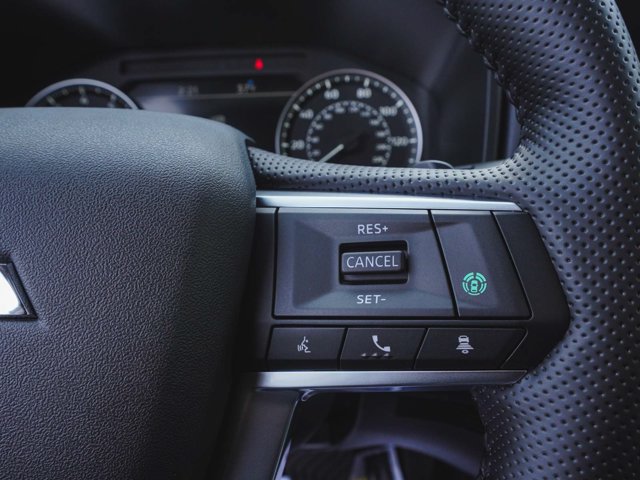 New 2026 Mitsubishi Outlander AWD image 27