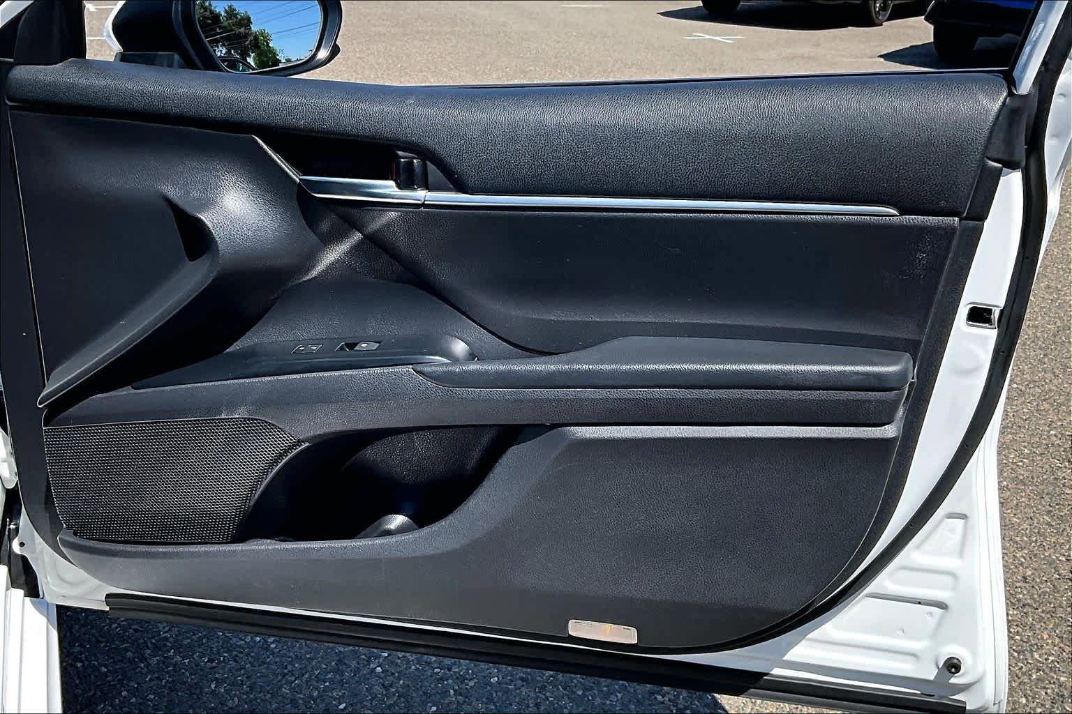 Certified 2019 Toyota Camry SE w/ Carpet Mat Package FWD image 22