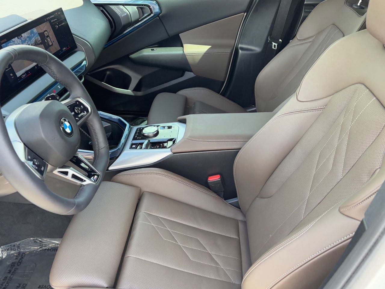 Used 2025 BMW X3 xDrive30i w/ Premium Package image 17