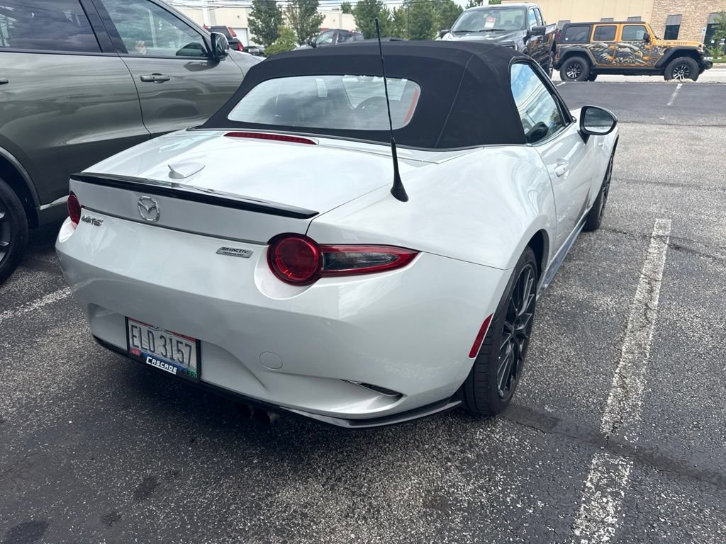 Used 2016 MAZDA MX-5 Miata Club w/ Brembo/BBS Package RWD image 6