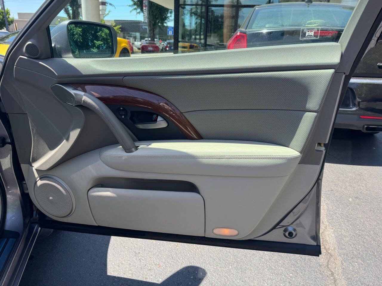 Used 2005 Acura RL AWD/4WD image 21