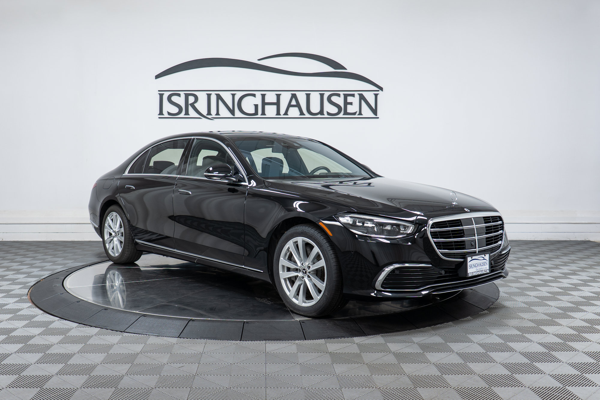 Certified 2023 Mercedes-Benz S 500 4MATIC w/ 3D Technology Package image 3