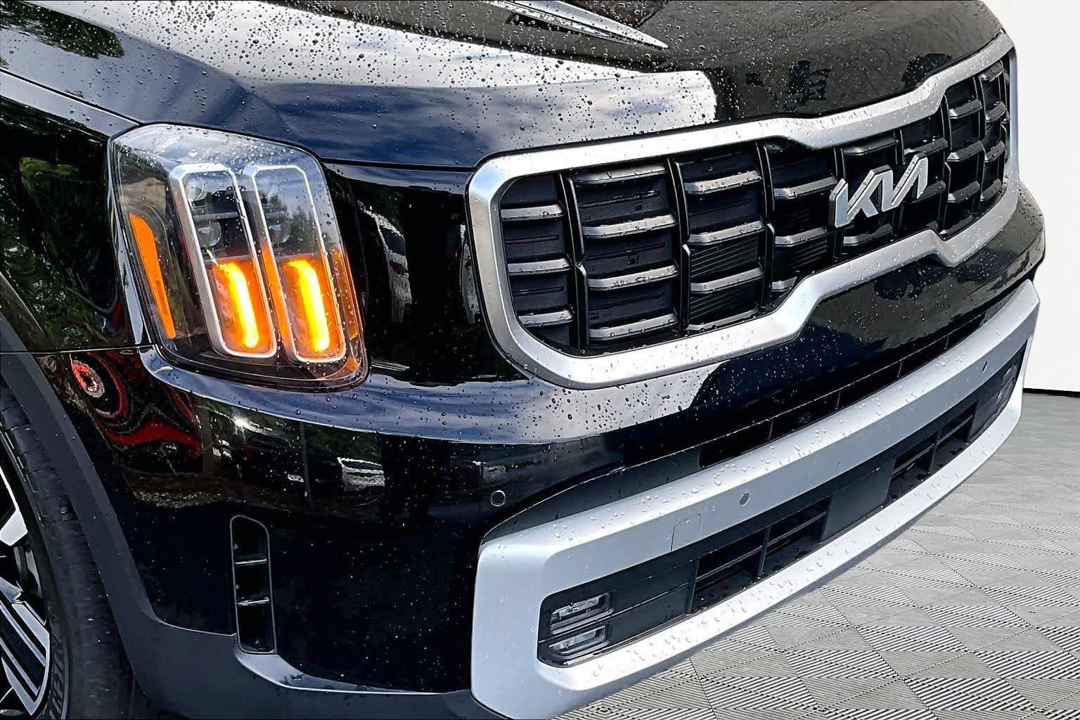Used 2024 Kia Telluride SX Prestige AWD/4WD image 30