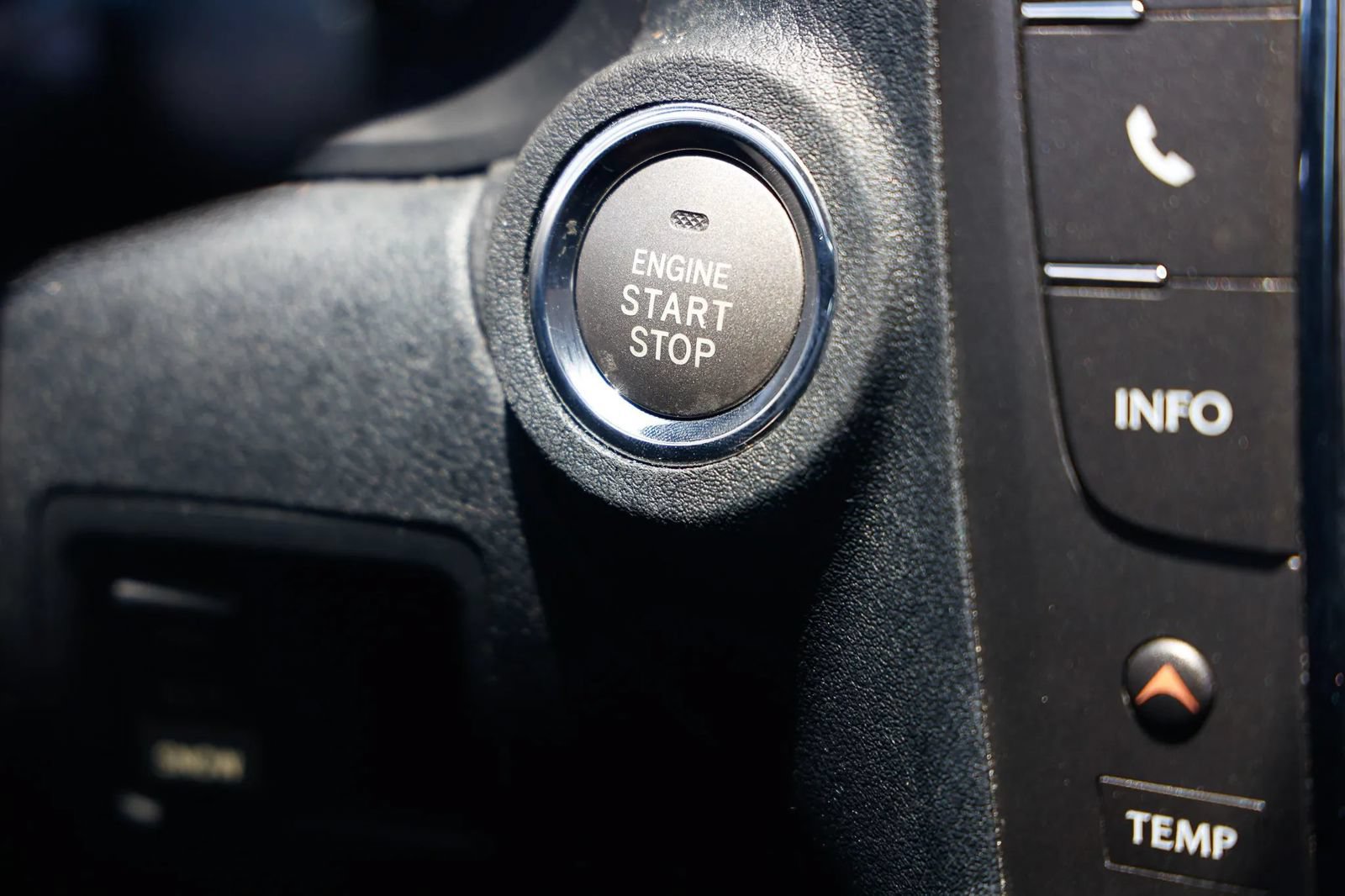 Used 2014 Lexus IS 250C w/ Luxury Package RWD image 28